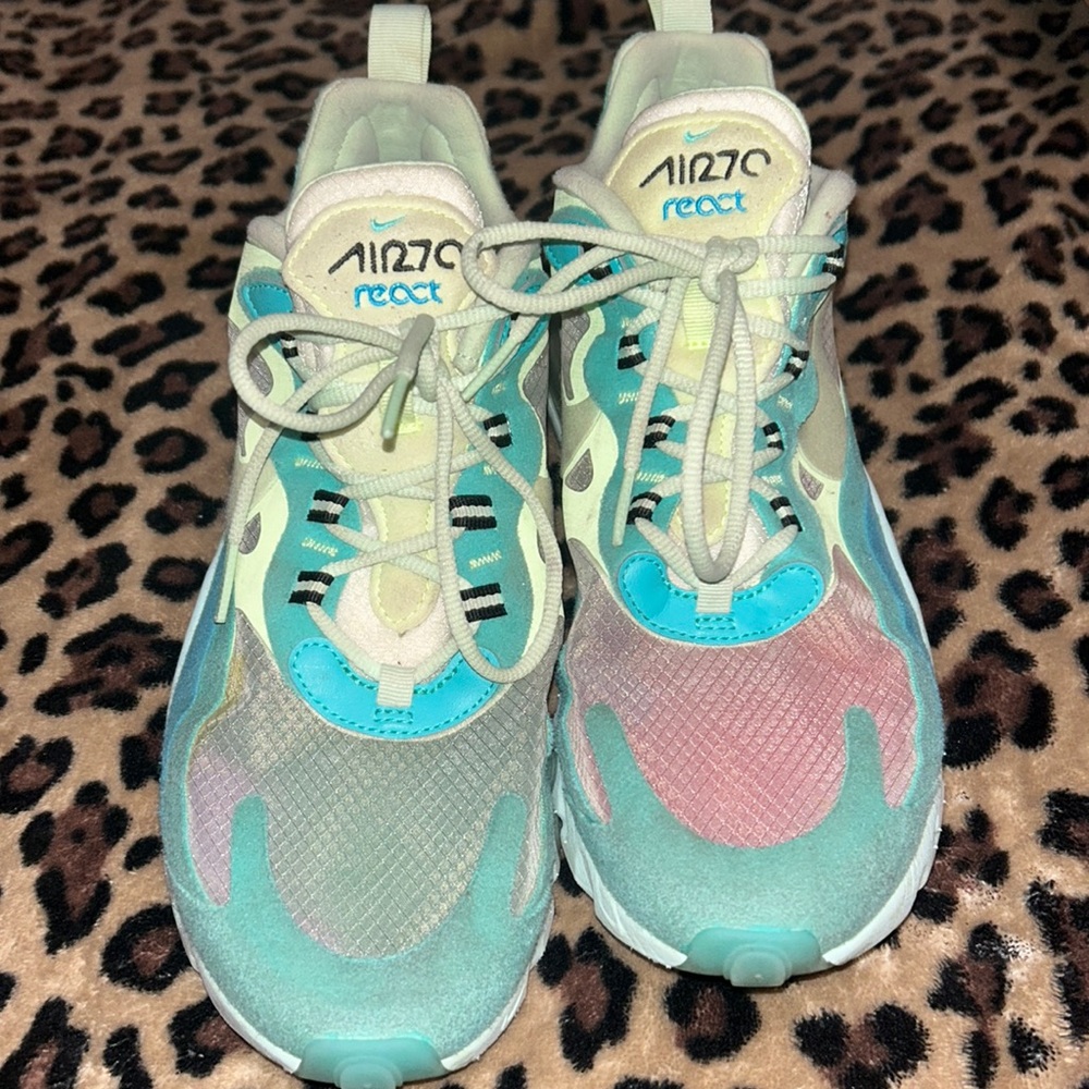 Neon Green & Teal AIR7c